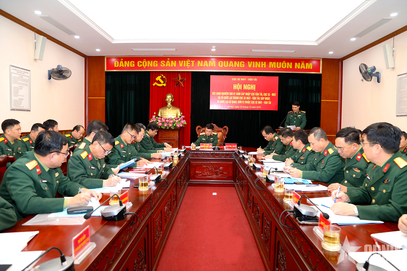 Phát huy tốt tính chủ động, tự chủ, hỗ trợ giữa hai ngành xe - máy và vận tải sau một năm sáp nhập

